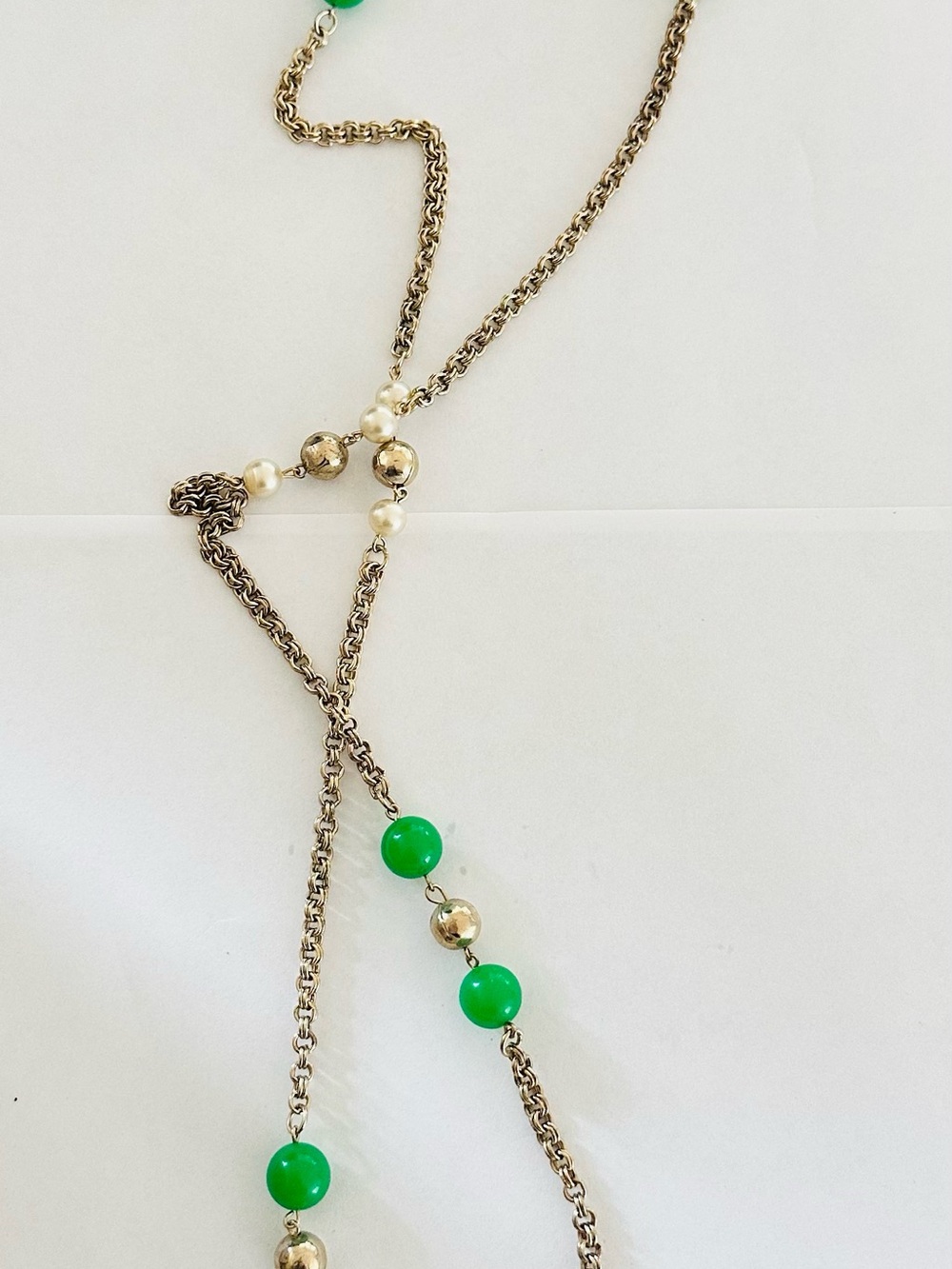 Vintage gold and bead necklace